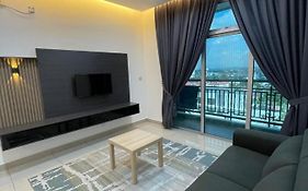 Rizqis Homestay Johor Bahru Sks Habitat Apartment,Larkin 3Bedroom,2 Bathroom